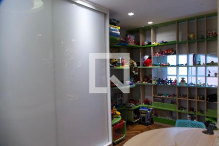 Apartamento à venda com 200m², 4 quartos e 2 vagasSuíte 2