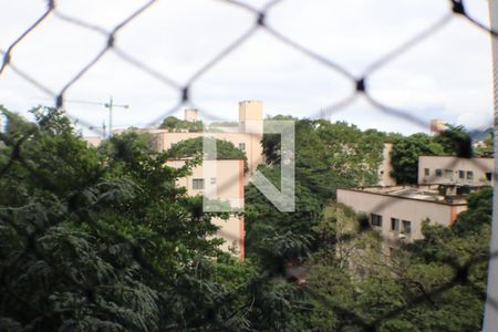 Apartamento para alugar com 85m², 3 quartos e 1 vagaBanheiro de Serviço