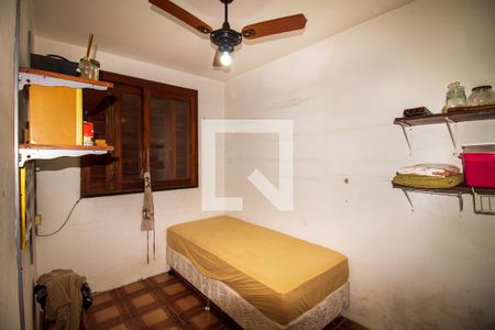 Casa à venda com 243m², 3 quartos e 2 vagas Casa à venda com 243m², 3 quartos e 2 vagasQuarto de Serviço