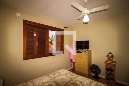 Casa à venda com 243m², 3 quartos e 2 vagas Casa à venda com 243m², 3 quartos e 2 vagasQuarto 2