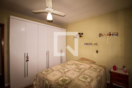 Casa à venda com 243m², 3 quartos e 2 vagas Casa à venda com 243m², 3 quartos e 2 vagasQuarto 2