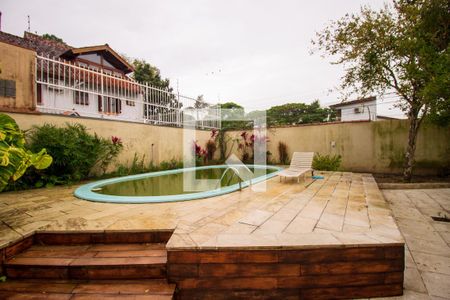 Casa à venda com 243m², 3 quartos e 2 vagas Casa à venda com 243m², 3 quartos e 2 vagasÁrea Externa