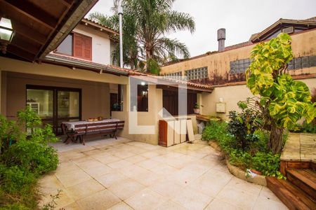 Casa à venda com 243m², 3 quartos e 2 vagas Casa à venda com 243m², 3 quartos e 2 vagasÁrea Externa