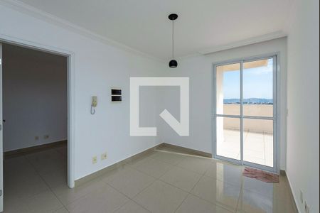 Sala 2 - Cobertura de apartamento para alugar com 4 quartos, 126m² em Piratininga, Belo Horizonte
