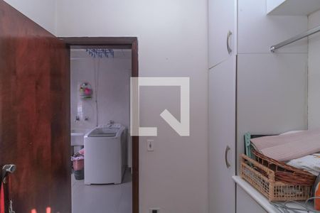 Casa à venda com 256m², 3 quartos e 2 vagasQuarto de Serviço