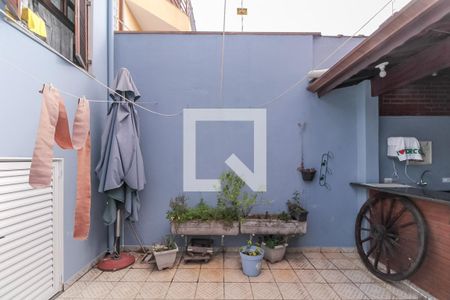 Casa à venda com 256m², 3 quartos e 2 vagasQuintal