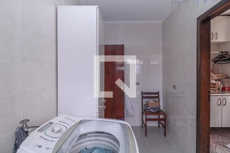 Casa à venda com 256m², 3 quartos e 2 vagasÁrea de Serviço