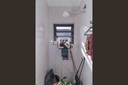 Casa à venda com 256m², 3 quartos e 2 vagasBanheiro 3