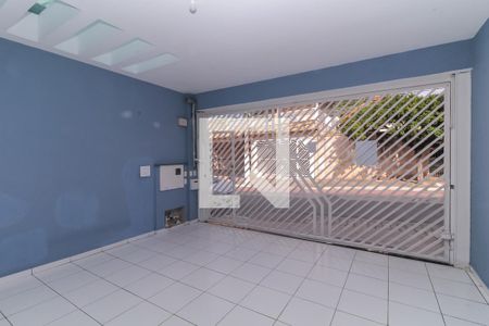 Casa à venda com 256m², 3 quartos e 2 vagasGaragem