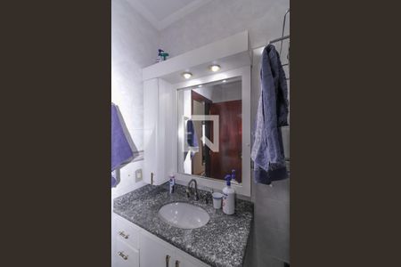 Casa à venda com 256m², 3 quartos e 2 vagasBanheiro da Suíte 