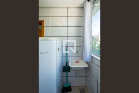 Apartamento para alugar com 32m², 1 quarto e 1 vaga Apartamento para alugar com 32m², 1 quarto e 1 vagaCozinha e Área de Serviço