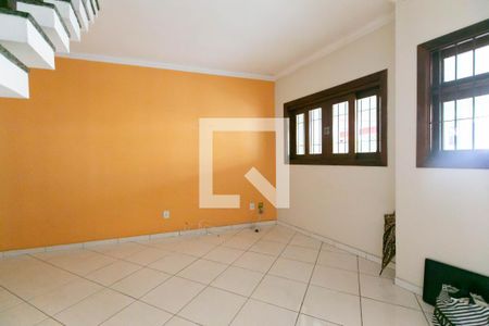 Sala de casa à venda com 2 quartos, 140m² em Parque Cruzeiro do Sul, São Paulo