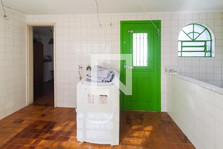 Casa à venda com 148m², 2 quartos e 2 vagas Casa à venda com 148m², 2 quartos e 2 vagasÁrea de Serviço