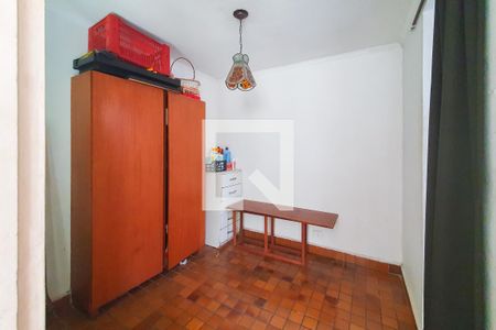 Casa à venda com 148m², 2 quartos e 2 vagas Casa à venda com 148m², 2 quartos e 2 vagasQuarto