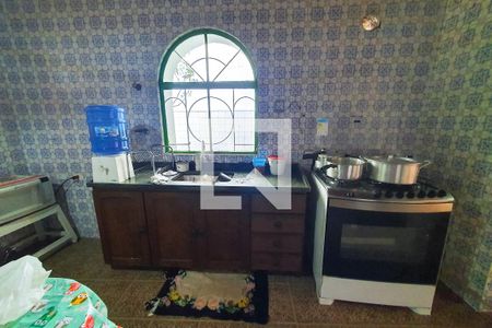 Casa à venda com 148m², 2 quartos e 2 vagas Casa à venda com 148m², 2 quartos e 2 vagasCozinha