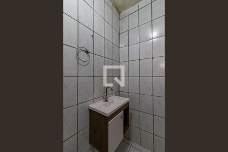 Casa à venda com 80m², 3 quartos e 1 vaga Casa à venda com 80m², 3 quartos e 1 vagaBanheiro