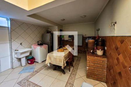 Casa para alugar com 149m², 3 quartos e 1 vaga Casa para alugar com 149m², 3 quartos e 1 vagaÁrea de Serviço/Quintal