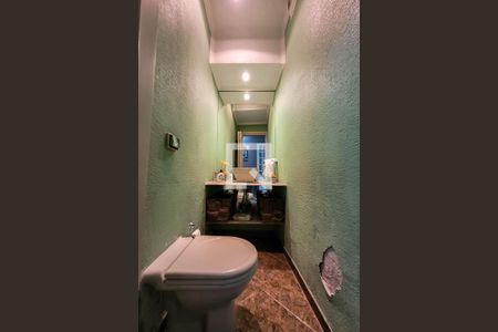 Lavabo de casa para alugar com 3 quartos, 149m² em Vila Liviero, São Paulo