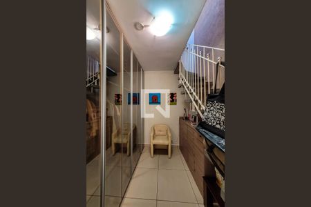 Casa para alugar com 149m², 3 quartos e 1 vaga Casa para alugar com 149m², 3 quartos e 1 vagaCloset Suíte 2