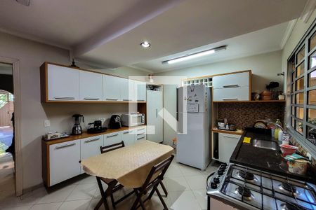 Casa para alugar com 149m², 3 quartos e 1 vaga Casa para alugar com 149m², 3 quartos e 1 vagaCozinha