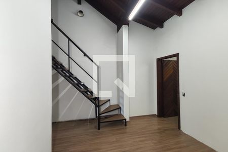 Casa à venda com 500m², 4 quartos e 4 vagas Casa à venda com 500m², 4 quartos e 4 vagasSala 2
