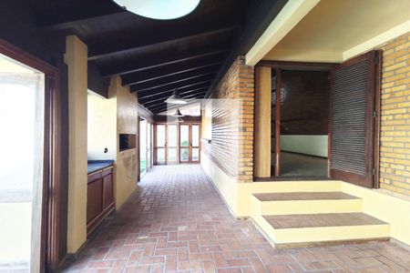 Casa à venda com 500m², 4 quartos e 4 vagas Casa à venda com 500m², 4 quartos e 4 vagasEspaço Gourmet