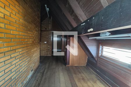 Casa à venda com 500m², 4 quartos e 4 vagas Casa à venda com 500m², 4 quartos e 4 vagasQuarto 3