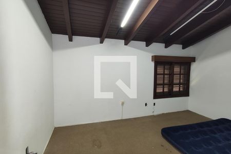 Casa à venda com 500m², 4 quartos e 4 vagas Casa à venda com 500m², 4 quartos e 4 vagasQuarto 2
