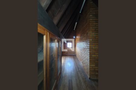 Casa à venda com 500m², 4 quartos e 4 vagas Casa à venda com 500m², 4 quartos e 4 vagasQuarto 3