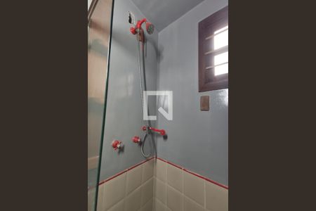 Casa à venda com 500m², 4 quartos e 4 vagas Casa à venda com 500m², 4 quartos e 4 vagasBanheiro 2