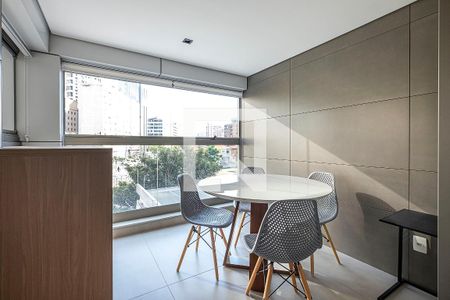 Varanda de apartamento à venda com 1 quarto, 44m² em Jardim Paulista, São Paulo