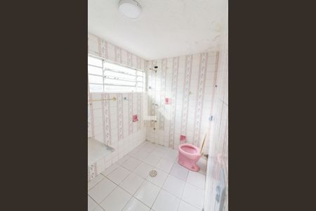 Casa para alugar com 450m², 3 quartos e 3 vagasSuite