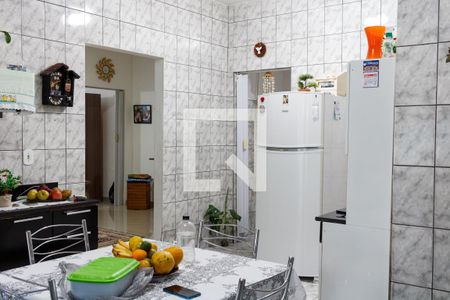 Casa à venda com 700m², 2 quartos e 8 vagasCozinha