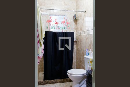 Casa à venda com 700m², 2 quartos e 8 vagasBanheiro 2