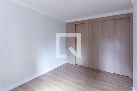 Apartamento à venda com 120m², 3 quartos e 2 vagas Apartamento à venda com 120m², 3 quartos e 2 vagasSuíte