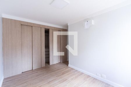 Apartamento à venda com 120m², 3 quartos e 2 vagas Apartamento à venda com 120m², 3 quartos e 2 vagasSuíte