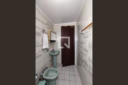 Casa à venda com 350m², 4 quartos e 2 vagas Casa à venda com 350m², 4 quartos e 2 vagasBanheiro 3