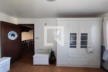 Casa à venda com 350m², 4 quartos e 2 vagas Casa à venda com 350m², 4 quartos e 2 vagasQuarto 1