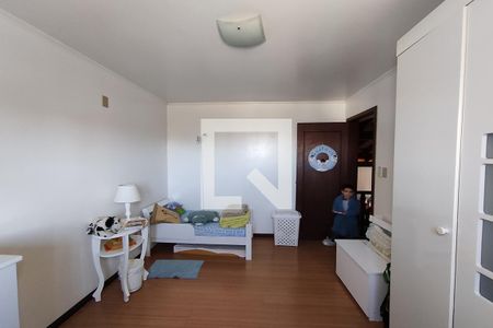 Casa à venda com 350m², 4 quartos e 2 vagas Casa à venda com 350m², 4 quartos e 2 vagasQuarto 1