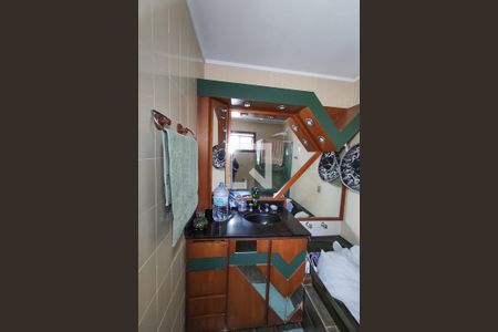 Casa à venda com 350m², 4 quartos e 2 vagas Casa à venda com 350m², 4 quartos e 2 vagasBanheiro da Suíte