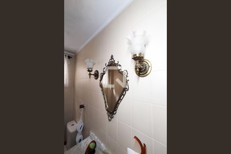 Casa à venda com 350m², 4 quartos e 2 vagas Casa à venda com 350m², 4 quartos e 2 vagasLavabo