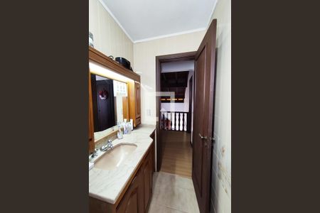 Casa à venda com 350m², 4 quartos e 2 vagas Casa à venda com 350m², 4 quartos e 2 vagasBanheiro 4