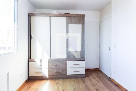 Quarto 1 de apartamento para alugar com 2 quartos, 45m² em Rubem Berta, Porto Alegre