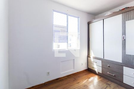 Quarto 1 de apartamento para alugar com 2 quartos, 45m² em Rubem Berta, Porto Alegre