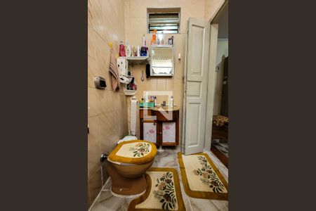 Casa à venda com 277m², 3 quartos e 7 vagasBanheiro da Suíte  (casa2)