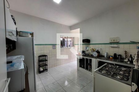 Casa à venda com 277m², 3 quartos e 7 vagasCozinha (casa 1)