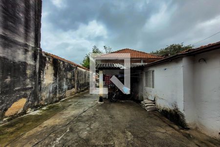 Casa à venda com 277m², 3 quartos e 7 vagasQuintal/area de servico  (casa 1)