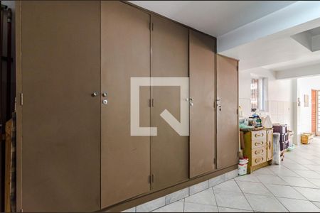Garagem de casa à venda com 3 quartos, 198m² em Vila Madalena, São Paulo
