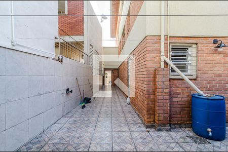 Quintal de casa à venda com 3 quartos, 198m² em Vila Madalena, São Paulo