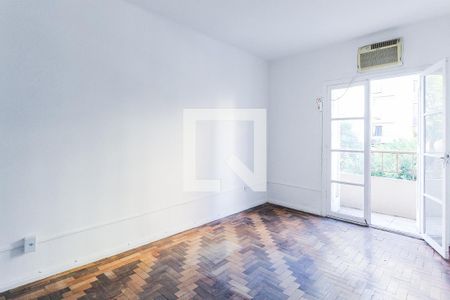 Quarto 1 de apartamento à venda com 2 quartos, 52m² em São João, Porto Alegre
